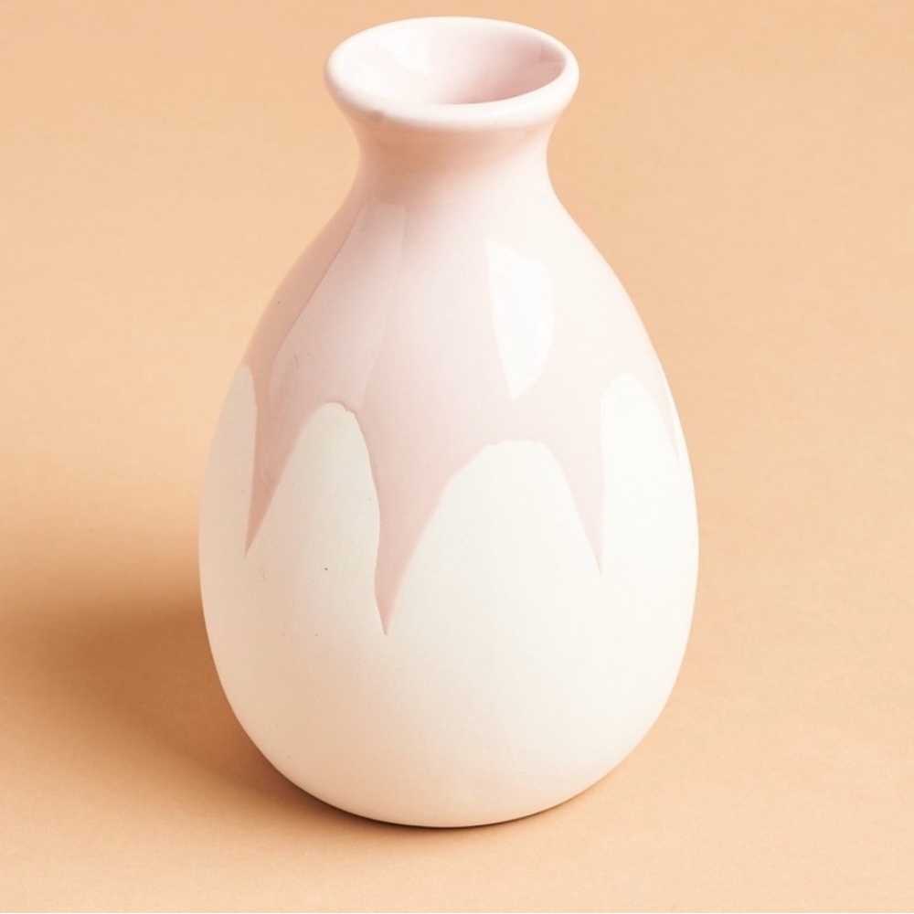 🩷🤍NWT! Isaac Mizrahi White and Pink Hand-Dipped Sienna Vase🤍🩷